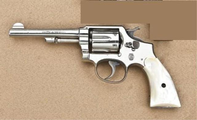 gun 02 640