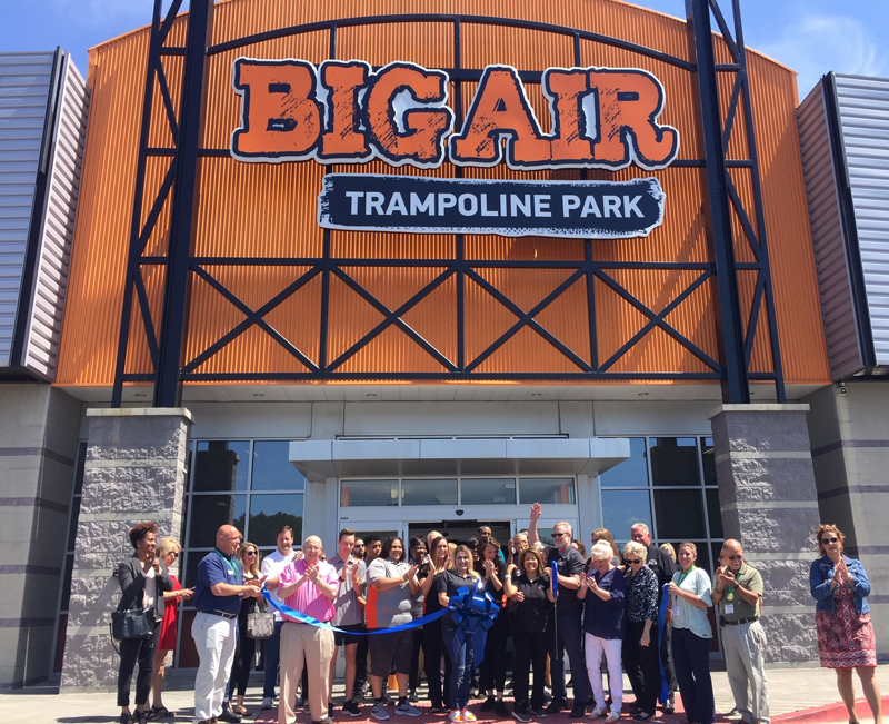 ribbon-cutting-for-big-air-hiram